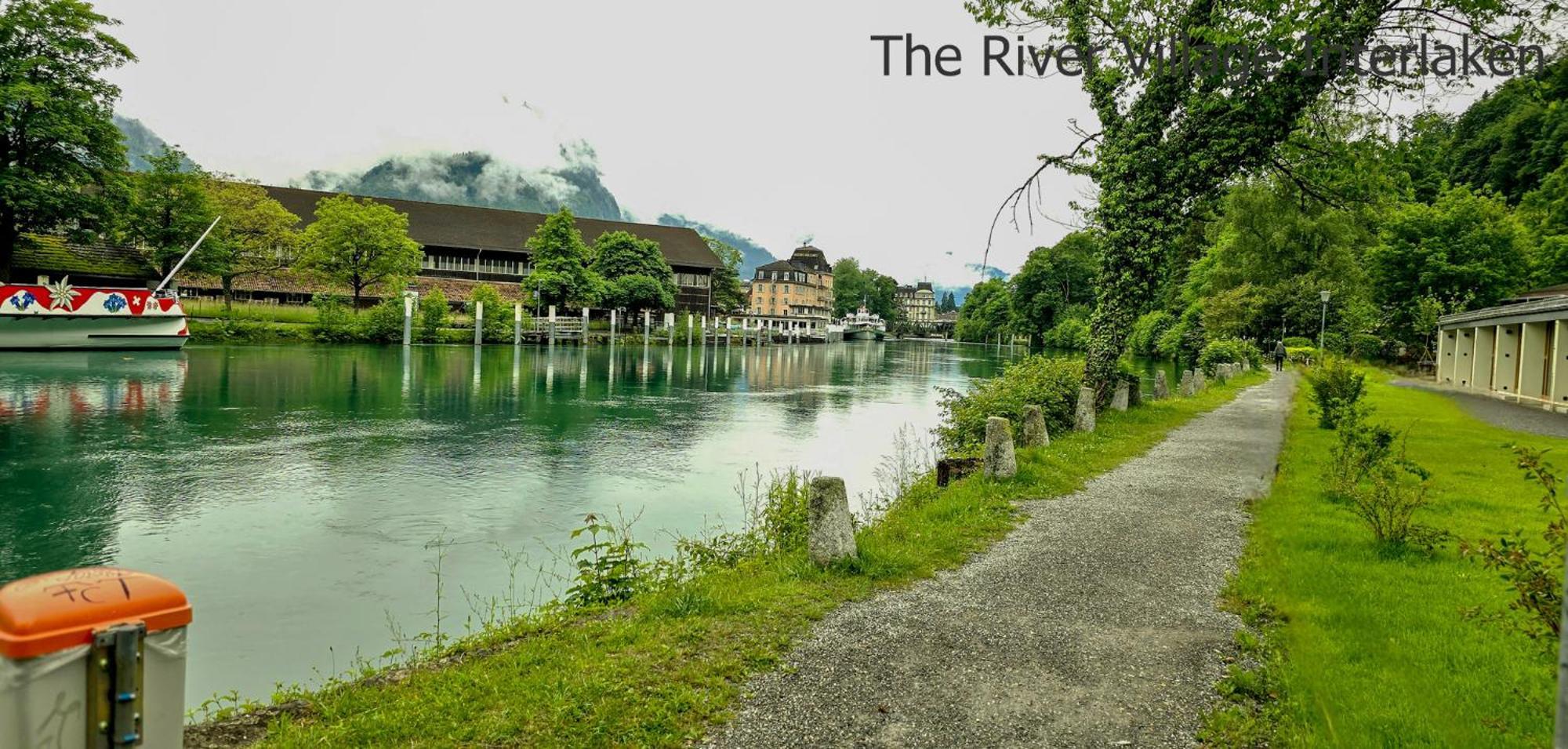 Hotel The River Village